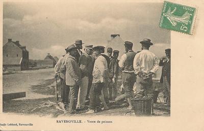 CPA50RAV471342 - Philatélie - Carte postale Ravenoville vente de poissons - Cartophilie - Cartes postales de collection