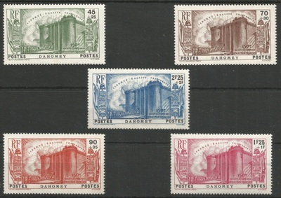 DAH115/119** - Philatelie 50 - Timbres du Dahomey N° YT 115/119 Neuf Luxe