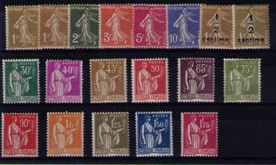 FRC 1932 - Philatélie 50 - année complète de timbres de France 1932