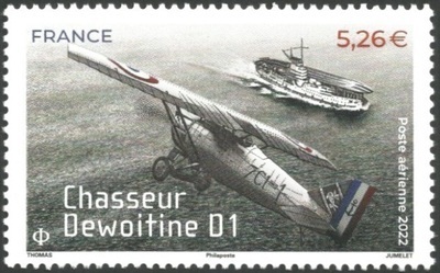 PA92 - Philatélie 50 - Timbre de France Poste Aérienne N° 92 - Chasseur Dewoitine D1 en vol et porte avions Le Béarn