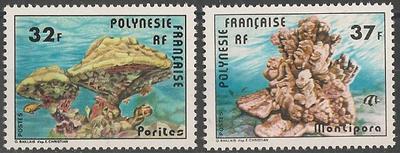 POLY130-131 - Philatélie - Timbres de Polynésie N° Yvert et Tellier 130 à 131 - Timbres de collection