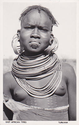 CPANU16101512 - Philatelie - Carte postale ancienne jeune femme africaine aux seins nus - Cartes postales anciennes de collection