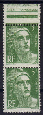 VAR719 - Philatelie - timbre de France avec variété